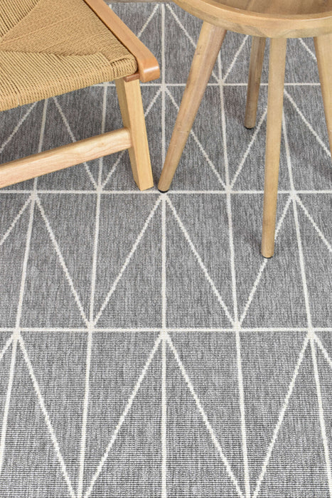 Fenix Deltoid Grey Rug