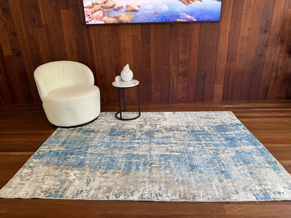 Parker Line Bamboo Silk Light Blue Rug