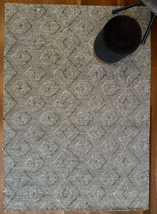 Geezer Star Moroccan Black brown white Rug