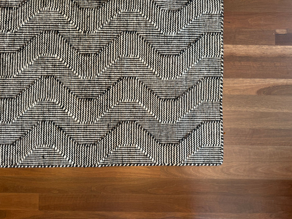 Geezer Hygge Moroccan Black brown white Rug