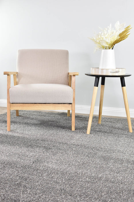 Lila Plain Grey Rug