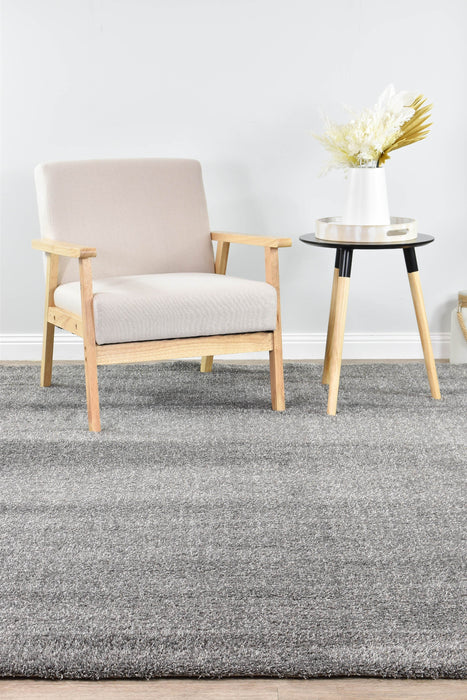 Lila Plain Grey Rug