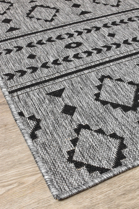 Long Island Tribal Grey Rug