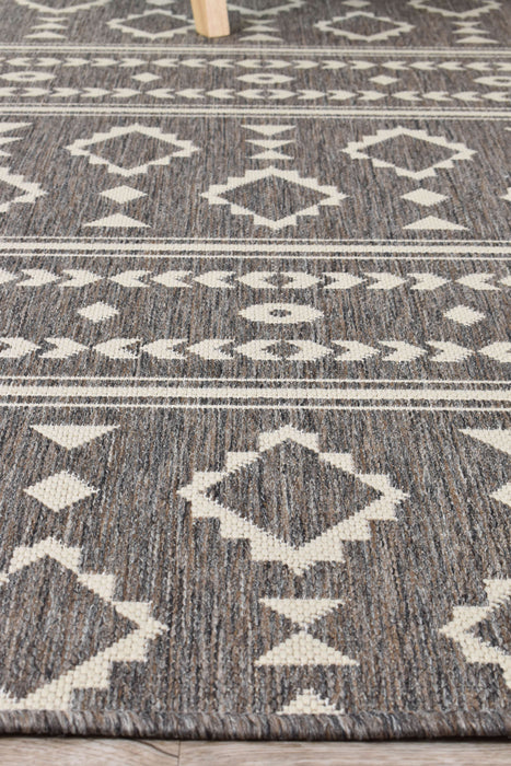 Long Island Tribal Brown Rug