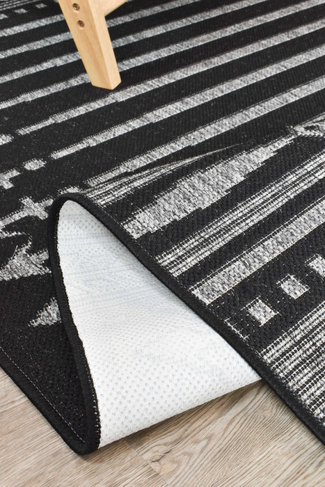 Long Island Tribal Point Black Rug