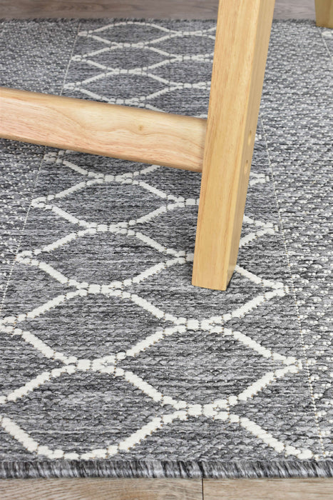 Long Island Trellise strip Grey Runner Rug