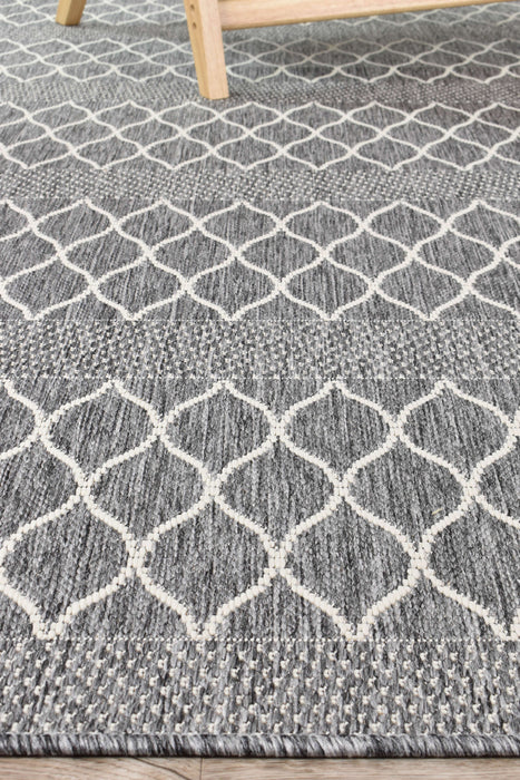 Long Island Trellise strip Grey Rug