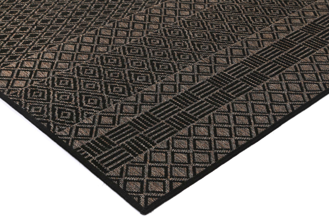 Sisalo Gem Beige Black Rug