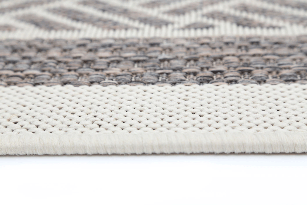 Sisalo Geometric Bordered Cream Grey Rug