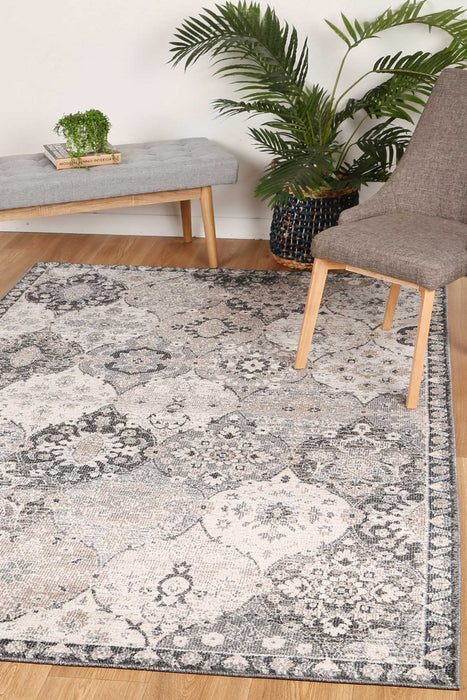 Ezra Grey Lantern Rug