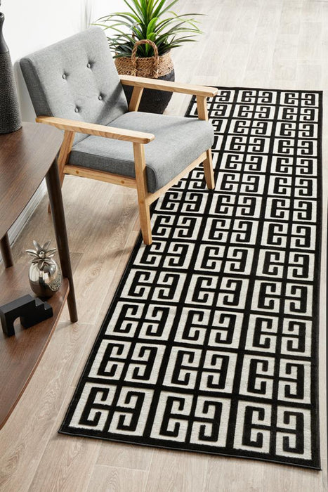 Edfu Maze Black & Gold Runner Rug