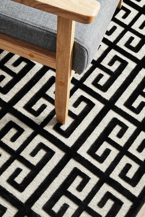 Edfu Maze Black & Gold Runner Rug